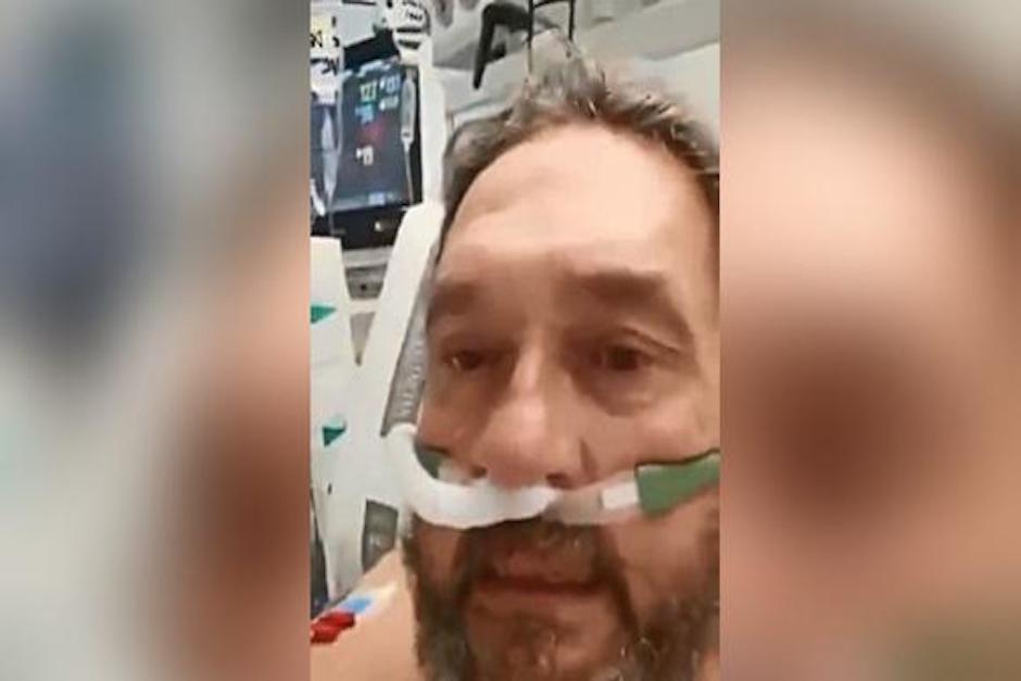 Desde la cama de un hospital, el doctor compartió un video en el que narra su experiencia. (Foto: captura de video)