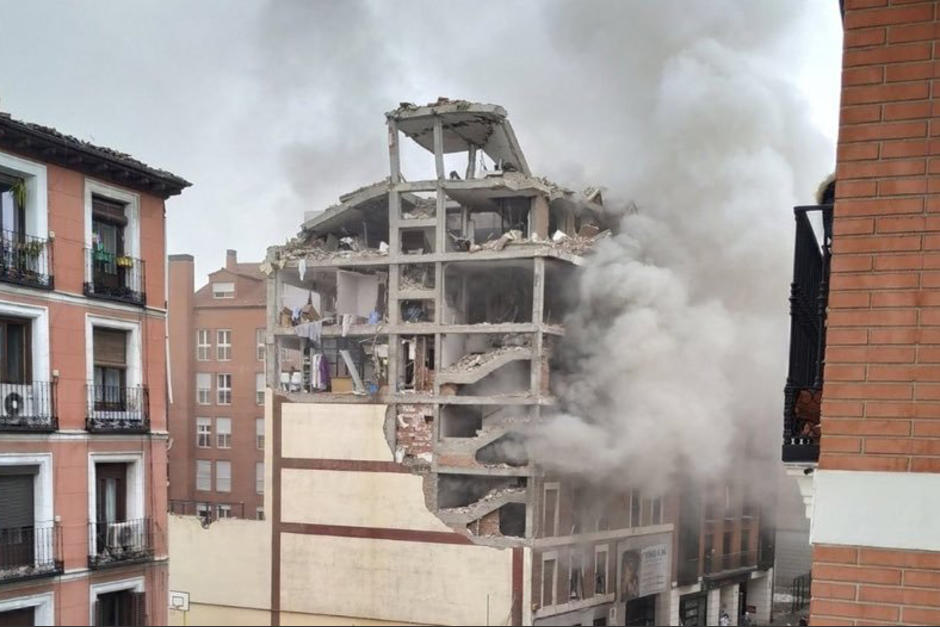 La fuerte explosi&oacute;n destruy&oacute; un edificio en el centro de Madrid. (Foto: El Pa&iacute;s)&nbsp;