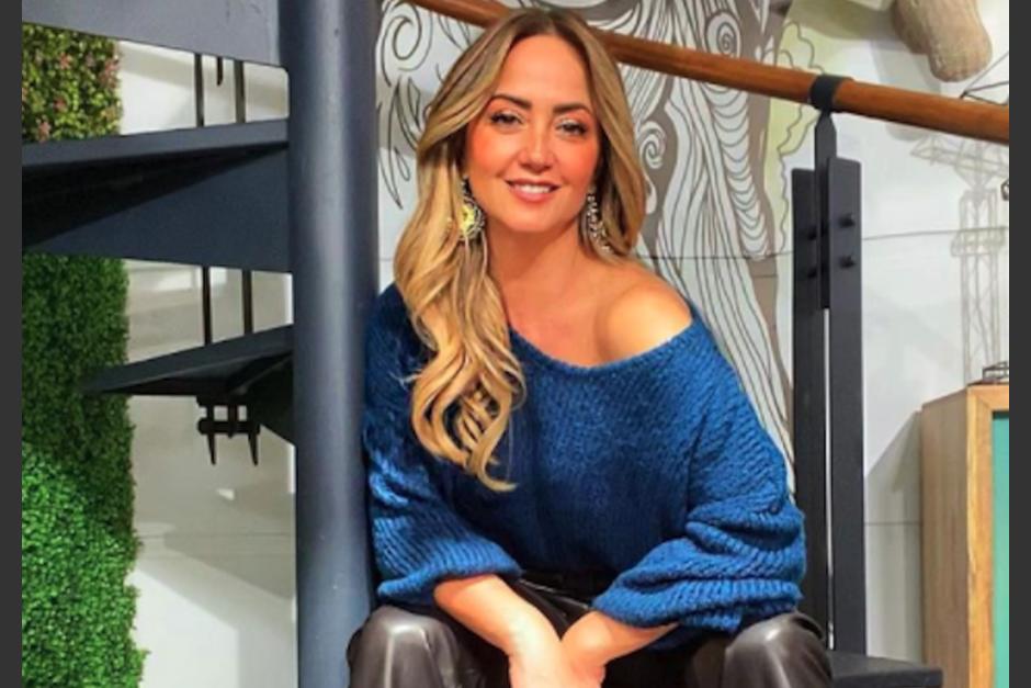 Asi Lucia Andrea Legarreta Cuando Tenia 17 Anos Conductora de tv (host) @programa_hoy televisa. asi lucia andrea legarreta cuando tenia