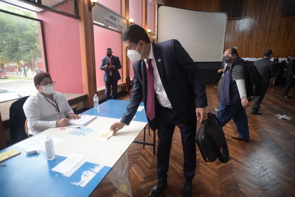 Mynor Moto fue electo magistrado titular el 18 de enero para representar al Colegio de Abogados ante la CC. (Foto: Archivo/Soy502)
