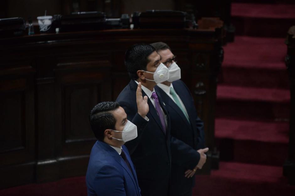 Moto fue juramentado en medio de dudas debido a los amparos que se interpusieron contra su elección. (Foto: Wilder López/Soy502)