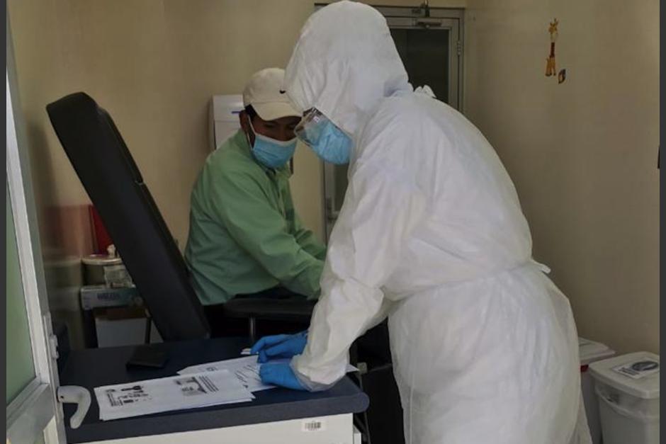 Posibles familiares de las víctimas en Tamaulipas, México, serán identificadas con pruebas de ADN. (Foto: Cancillería)