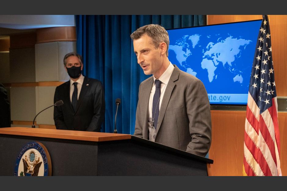 El portavoz del Departamento de Estado de EE.UU., Ned Price, se pronuncia por la designación de magistrado para la CC. (Foto: Embajada de EE.UU.)