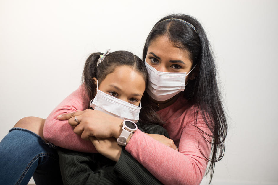 Según expertos, la falta de síntomas de Covid-19 no implica la ausencia de daños en el organismo. (Foto: Shutterstock)