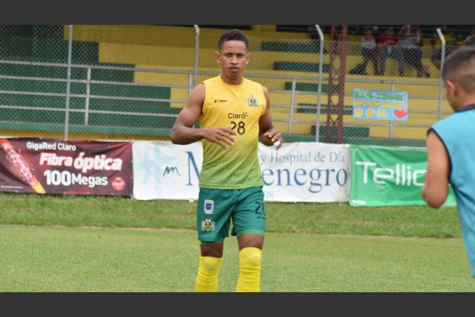 El colombiano Jos&eacute; Corena inform&oacute; que se marchar&aacute; del cuadro de Guastatoya y anunciar&aacute; con qu&eacute; equipo fichar&aacute; en los pr&oacute;ximos d&iacute;as. (Foto: Luis Barrios/Soy502)