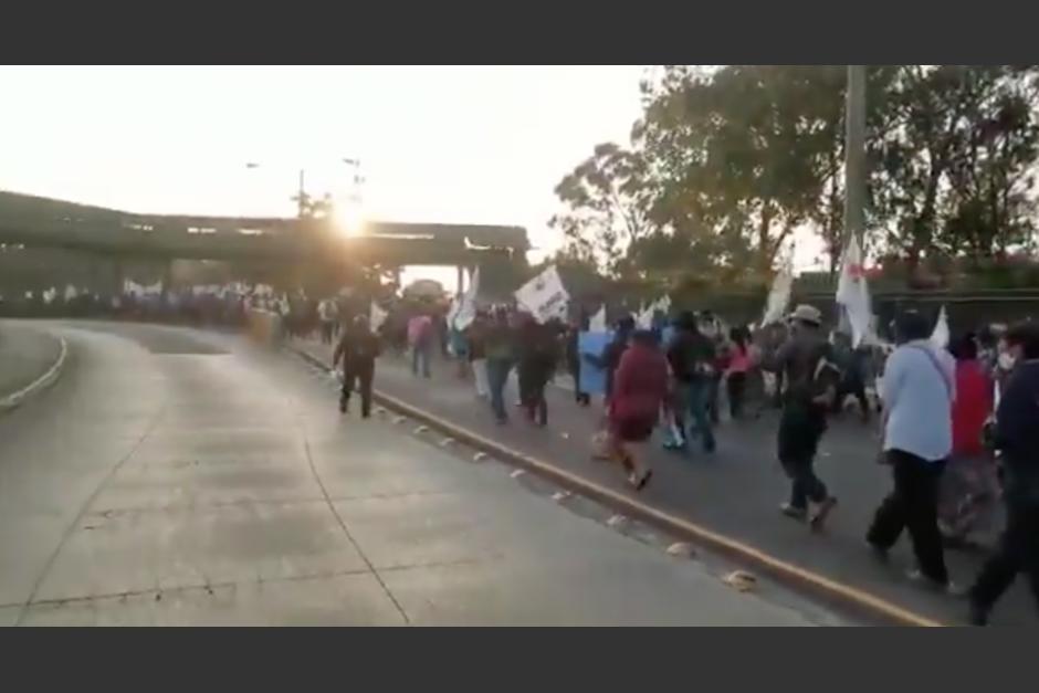 Los manifestantes inician la movilización en el Trébol y otros sectores del país. (Foto: captura pantalla)&nbsp;