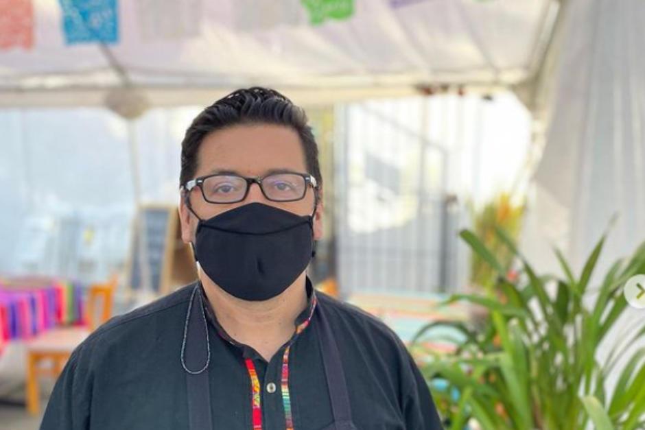 El guatemalteco fue apoyado por la comunidad. (Foto: Molitos Grill/Instagram)