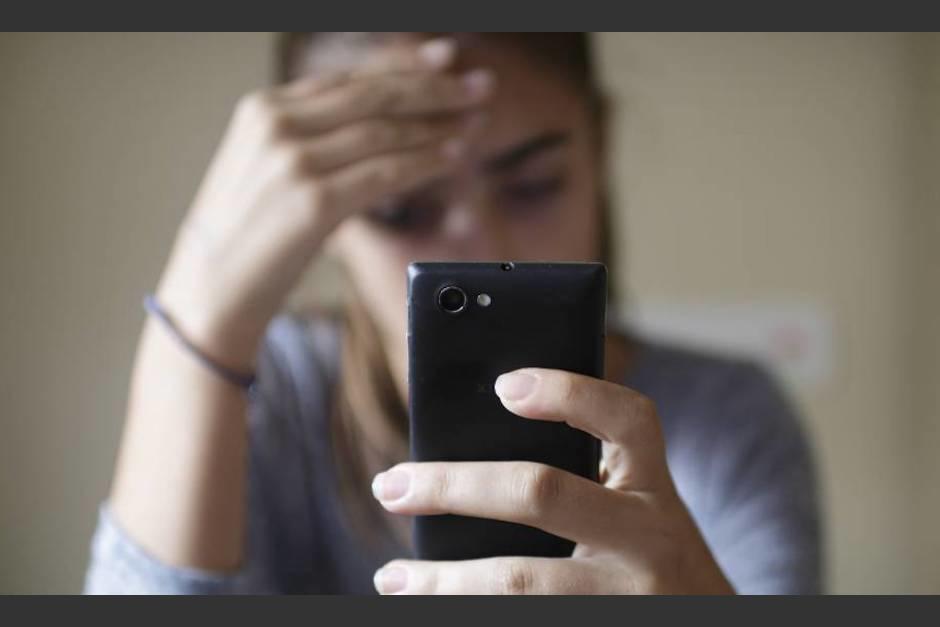 La joven descubri&oacute; que su exnovio divulgaba videos &iacute;ntimos en varios sitios de Internet. (Foto: El confidencial)
