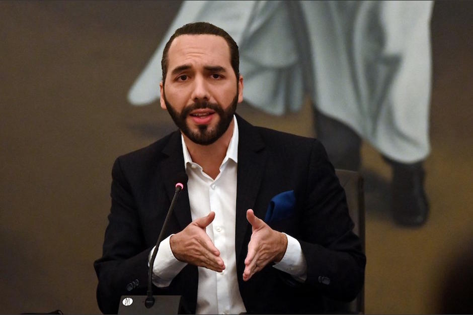 Estas son unas elecciones cruciales para el presidente Nayib Bukele en su aspiraci&oacute;n de afianzar su poder con una mayor&iacute;a legislativa. (Foto: AFP)