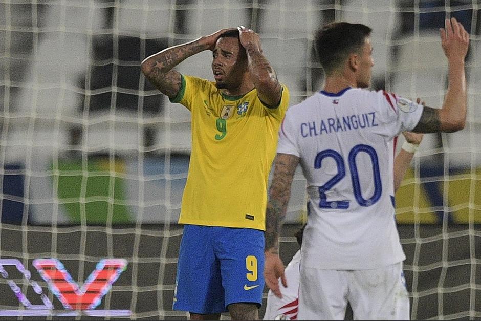 Gabriel Jesus fue expulsado en el juego de cuartos de final ante Chile. (Foto: AFP)