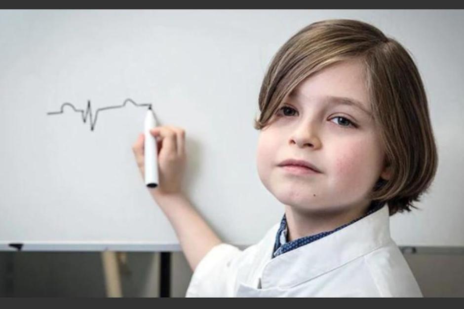Laurent Simons es un ni&ntilde;o belga que ha concluido su carrera de f&iacute;sica en menos de un a&ntilde;o.&nbsp;(Foto: Infobae)