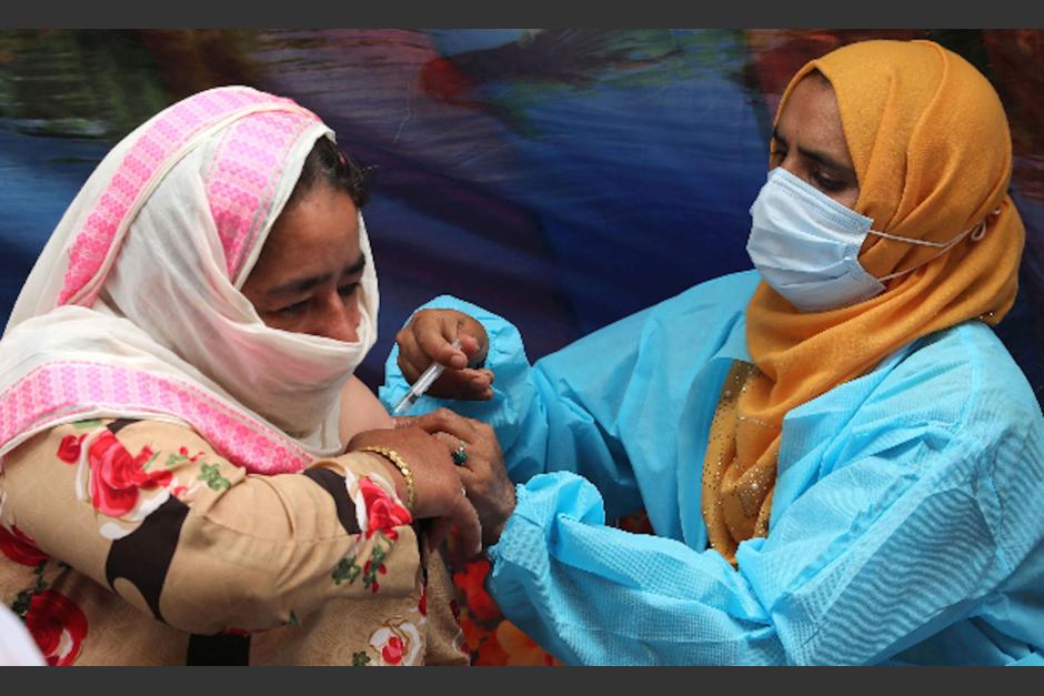 Al rededor de 2,500 personas fueron estafadas con vacunas anticovid, fueron inmunizadas con agua salina. (Foto: El Comercio)