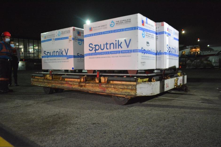 Las vacunas rusas llegaron en horas de la noche del miércoles. (Foto: MSPAS)&nbsp;