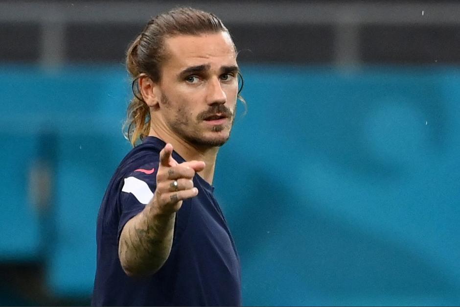 En Francia hablan de llamada del City a Griezmann. (Foto: AFP)