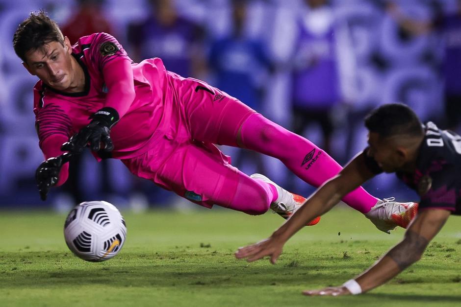 Nicholas Hagen termina, de momento, su aventura por el fútbol en Europa. (Foto: AFP)