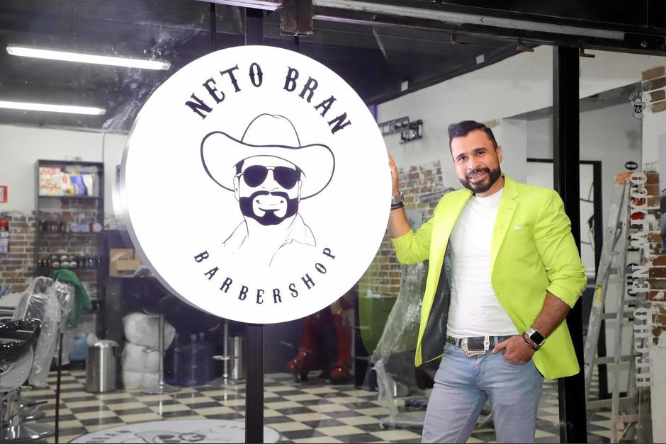 Neto Bran anunció la apertura de este negocio en la zona 1 de la ciudad de Guatemala. (Foto: Facebook/Neto Bran)