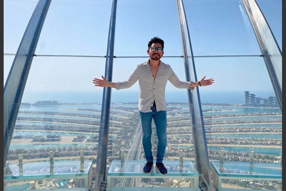 Saddler Samayoa es un m&uacute;sico guatemalteco que destaca con su talento en Dubai. (Foto: Saddler Samayoa)
