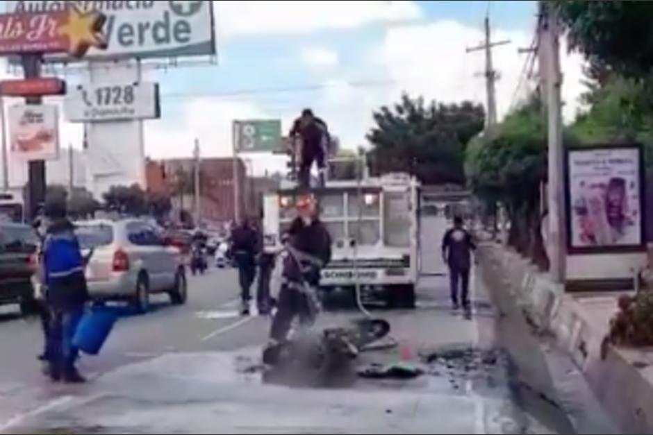 La Policía de Tránsito de Villa Nueva indicó que no hay heridos. (Foto: captura de pantalla)