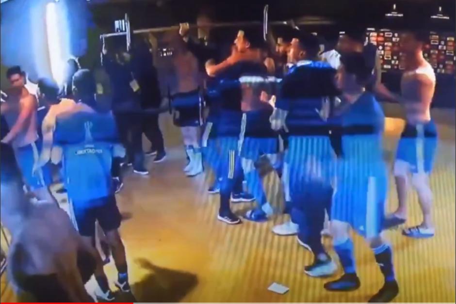 El incidente se produjo despu&eacute;s de la eliminaci&oacute;n del club argentino en Brasil. (Captura Video)