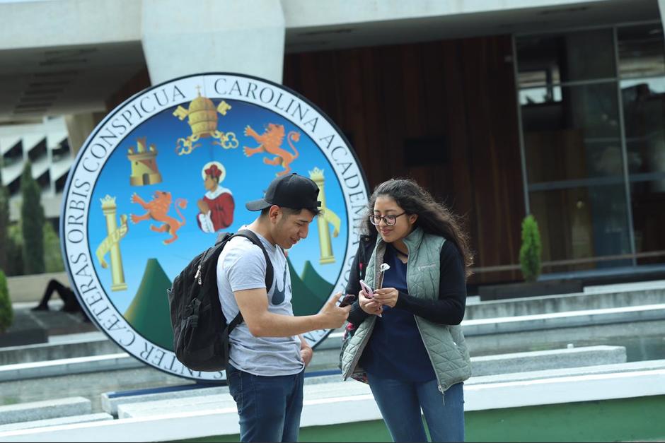 La comunidad estudiantil pronto podría acceder a las vacunas, según informó la Usac. (Foto: Usac)