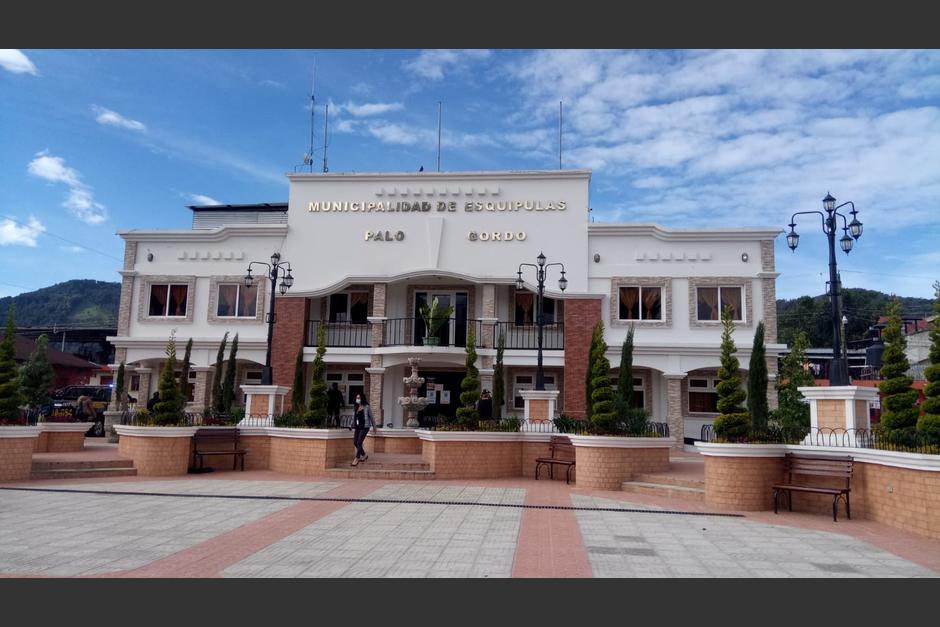 La Municipalidad de Esquipulas Palo Gordo, San Marcos, es allanada por un caso de narcotráfico. (Foto: MP)