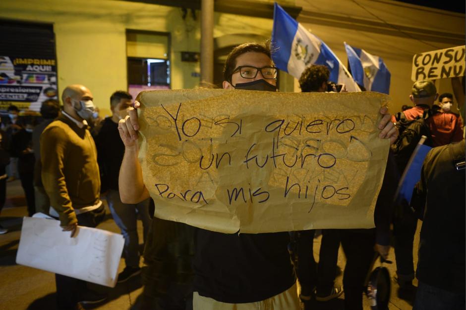 Varios colectivos y personas en redes sociales convocaron para manifestarse este sábado 24 de julio. (Foto: Wilder López/Soy502)&nbsp;