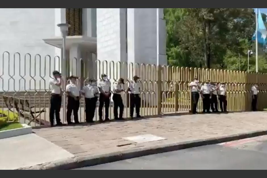 Ciudadanos han reportado ver presencia de la PNC en varios puntos de la ciudad, como en el bulevar Vista Hermosa. (Foto: captura de pantalla)