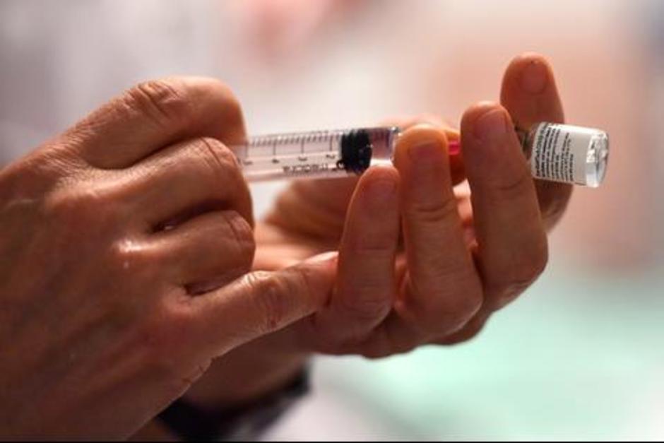 La comunidad landivariana ya puede registrase para ser vacunados contra el Covid-19 la semana entrante. (Foto: archivo/Soy502)
