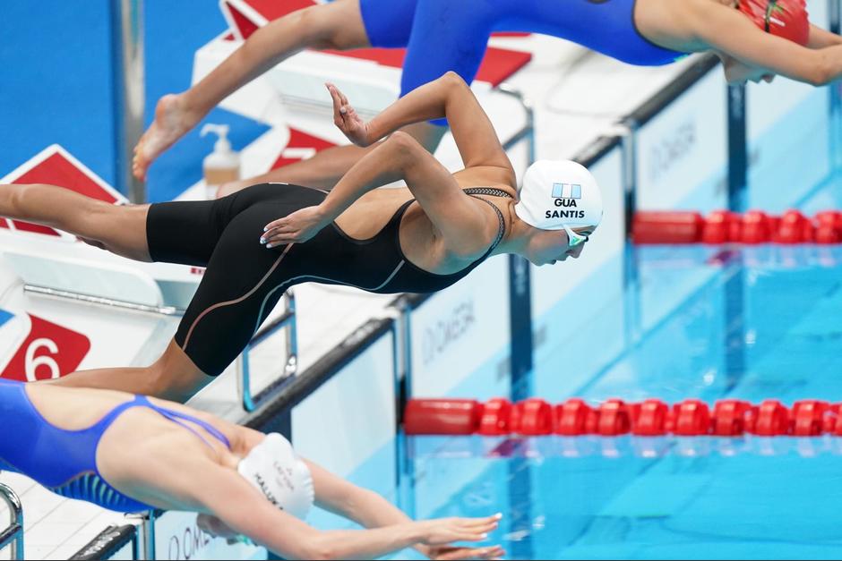 Gabriela Santis qued&oacute; tercera en su serie en los 200 metros estilo libre de nataci&oacute;n. (Foto: COG)