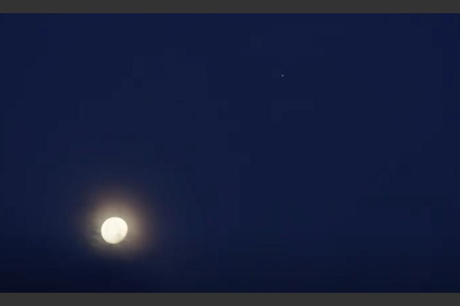 La Luna y J&uacute;piter recorrieron la misma direcci&oacute;n. (Foto: captura de pantalla)&nbsp;
