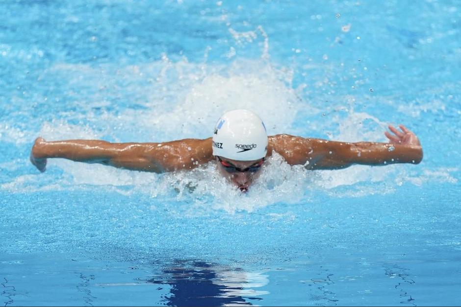 El nadador guatemalteco Luis Carlos Martínez clasificó a las semifinales en los Juegos Olímpicos. (Foto: COG)