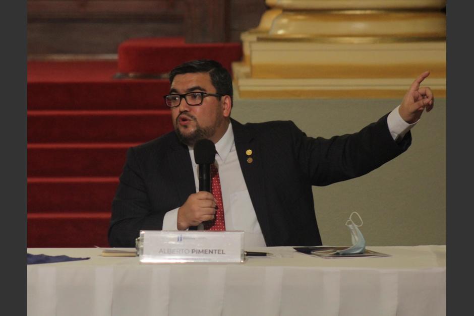 La interpelaci&oacute;n contra Pimentel fue solicitada por diputados de la UNE. (Foto: Archivo/Soy502)