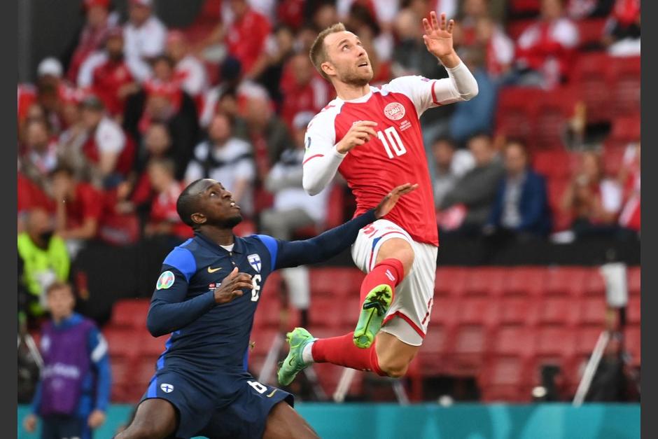 El cardi&oacute;logo que trata la situaci&oacute;n de Christian asegur&oacute; lo dif&iacute;cil que ser&aacute; para el danes volver a jugar f&uacute;tbol. (Foto: AFP)