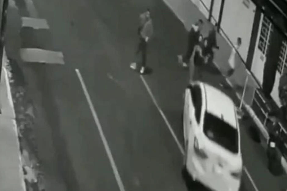 Un joven atropelló a su novia intencionalmente y luego huyó. (Foto: Oficial)