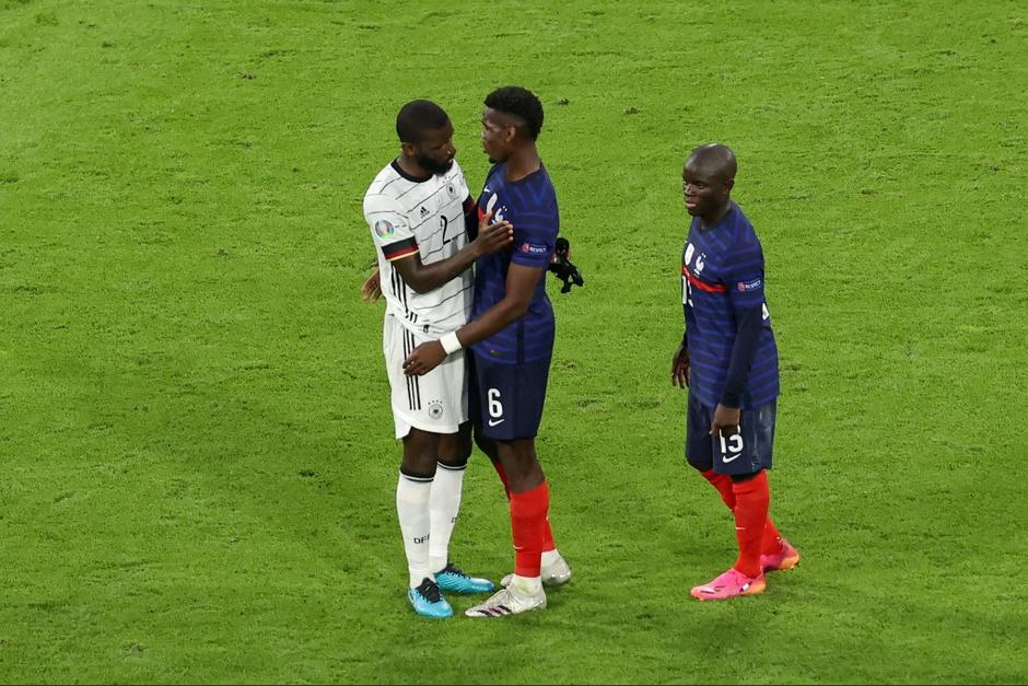 Antonio Rudiger y Paul Pogba se saludaron al finalizar el partido entre Alemania y Francia. (Foto: AFP)