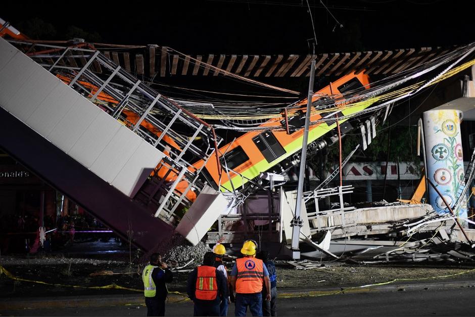 El aparatoso accidente que cobró la vida de varios civiles en México se registró el pasado 3 de mayo de 2021. (Foto: AFP)