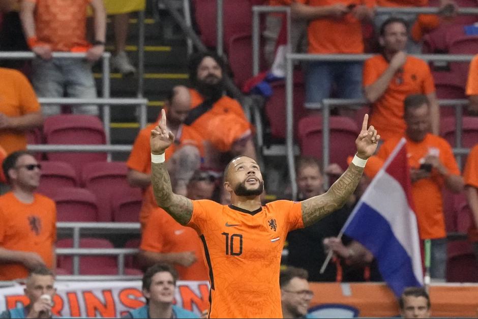 Países Bajos venció con categoría a Austria y matemáticamente está clasificado a los octavos de final. (Foto: AFP)