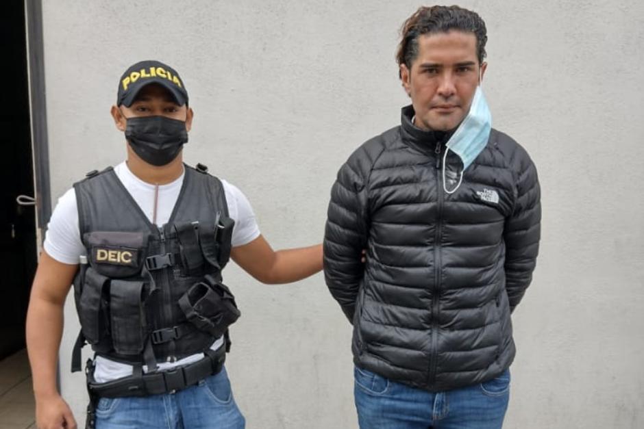 El exabogado de Pappa, Juan Pablo Gutiérrez, después de ser capturado. (Foto: cortesía)&nbsp;