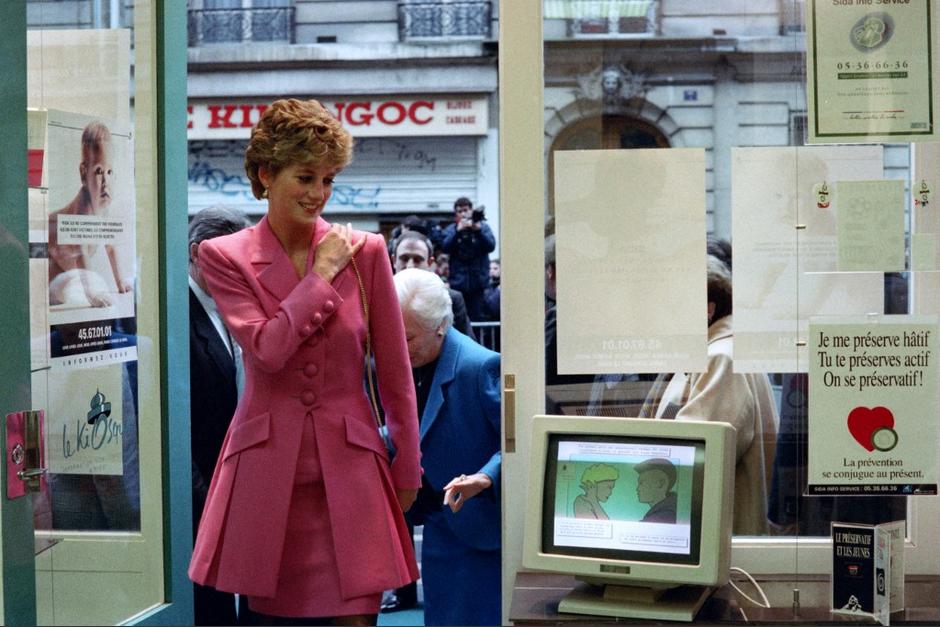El paramédico que atendió a Diana reveló las últimas palabras en vida de la princesa. (Foto: AFP)