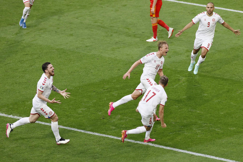 Kasper Dolberg anotó un doblete para meter a Dinamarca a los cuartos de final. (Foto: AFP)&nbsp;
