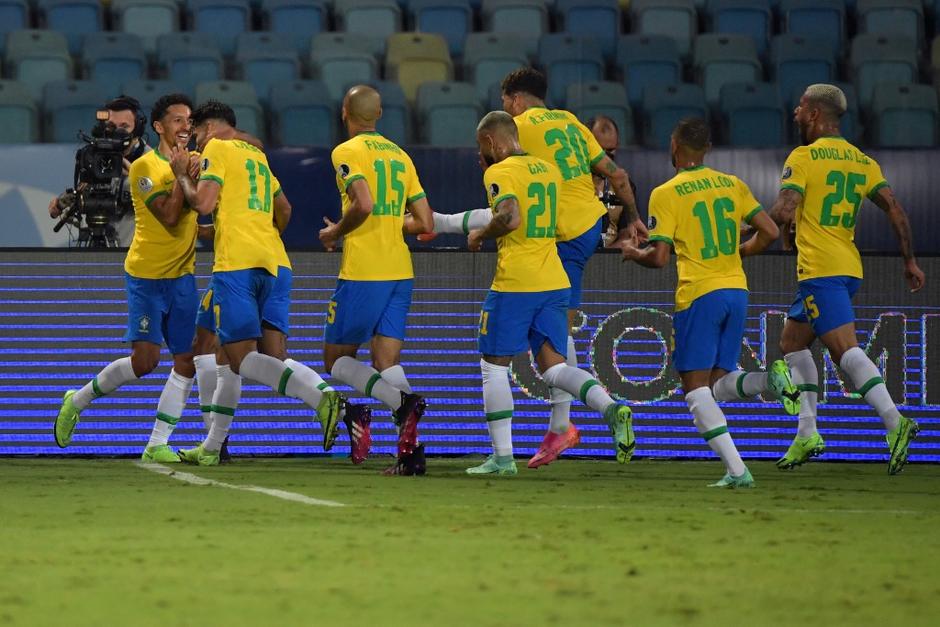 Brasil empató ante Ecuador y ambos se clasifican a cuartos de final. (Foto: AFP)&nbsp;