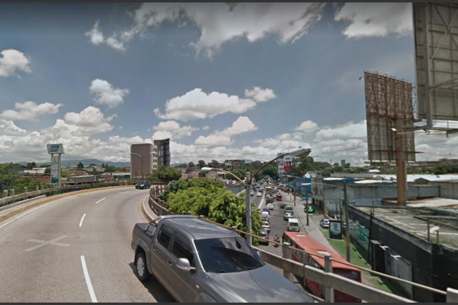 Los bomberos atienden a las personas con crisis nerviosa. (Foto: Google Maps)&nbsp;