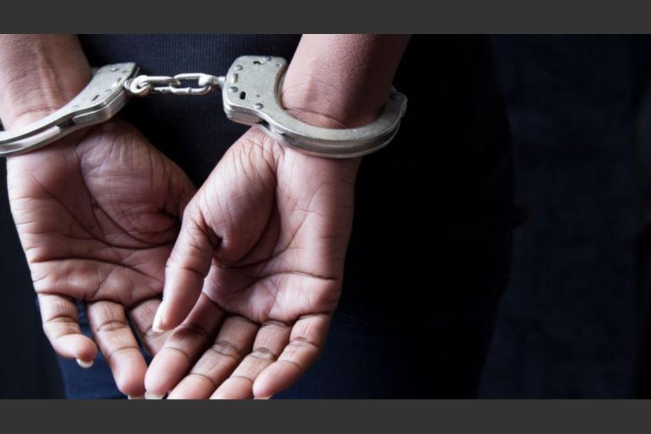 Una mujer de 19 años fue detenida por la Policía Nacional Civil (PNC), vinculada con 10 asesinatos. (Foto: PNC)&nbsp;