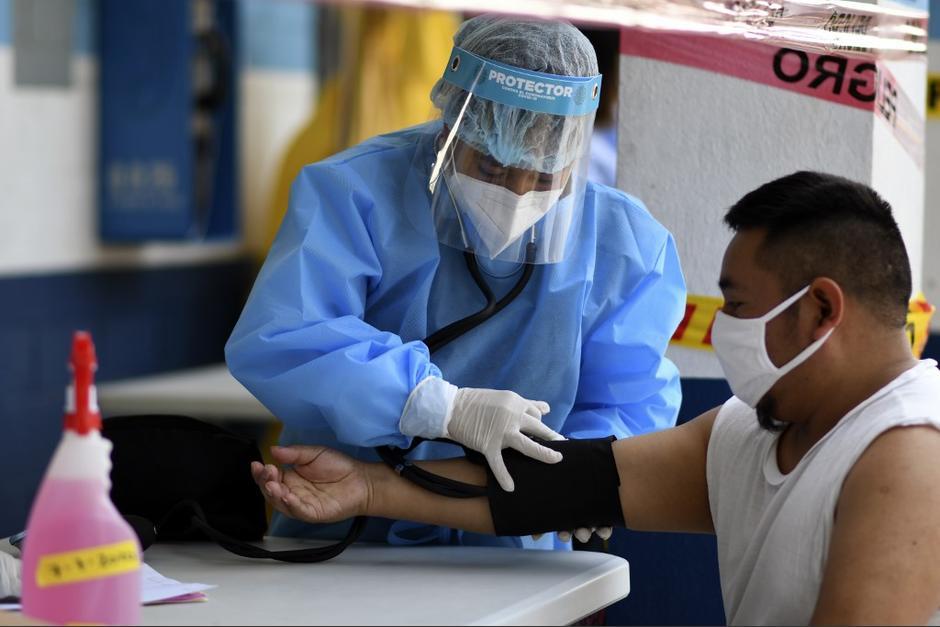 Salud reporta 68 muertos por Coronavirus y 909 nuevos casos. (Foto: Archivo/Soy502)