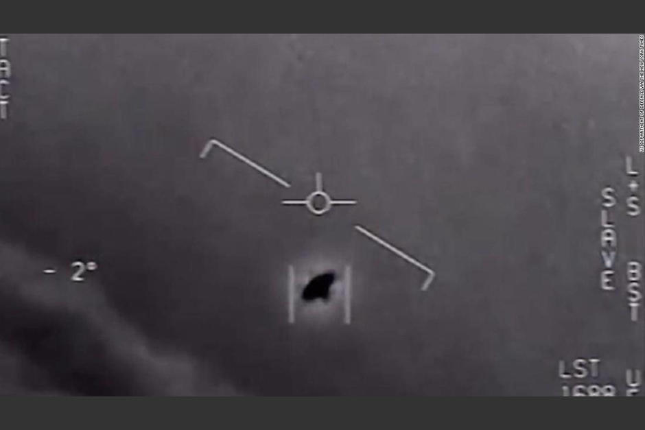 En ocasiones, los pilotos tratan de encontrar una explicación a los fenómenos que han captado en el cielo. (Foto: El Confidencial)