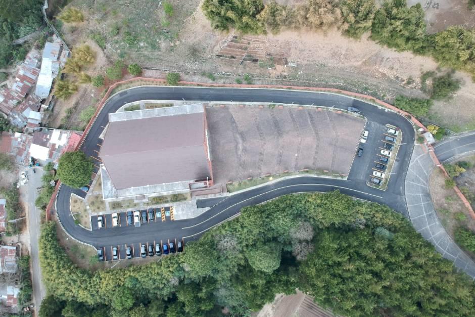 COAMCO realiz&oacute; una donaci&oacute;n de asfalto y pintura de se&ntilde;alizaci&oacute;n para un total de 300 metros lineales y m&aacute;s de 3 mil metros cuadrados. (Fotograf&iacute;a cortes&iacute;a: COAMCO)&nbsp;