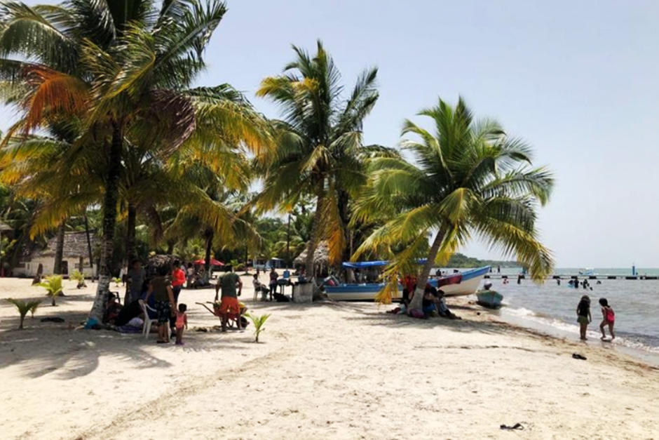 Las playas de Puerto Barrios volverán a abrir el lunes 5 de abril. (Foto: Inguat)