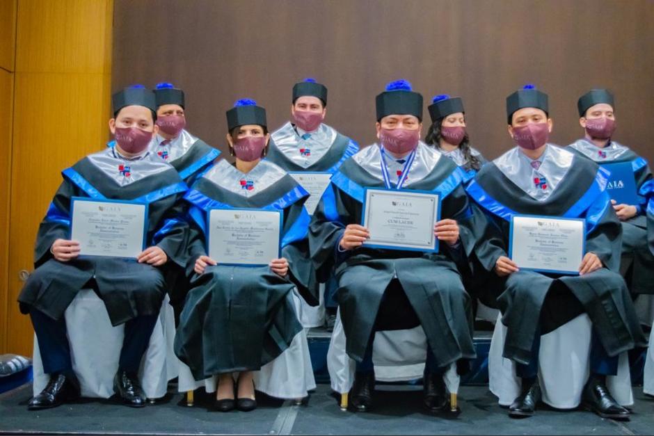 Una inusual ceremonia de graduaci&oacute;n, donde el distanciamiento social y estrictos protocolos de ingreso fueron puestos en pr&aacute;ctica. (Fotograf&iacute;a cortes&iacute;a: GAIA Business School)