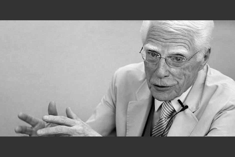 El m&eacute;dico se despidi&oacute; de su funci&oacute;n activa en 2018. (Foto: AGN)