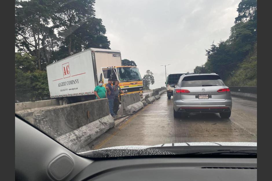 El tr&aacute;fico es lento en ambos lados de la ruta. (Foto: Alejandra Salazar/FB)&nbsp;